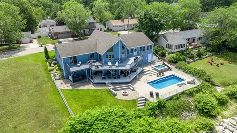 1406 Shore, New Buffalo, MI 49117