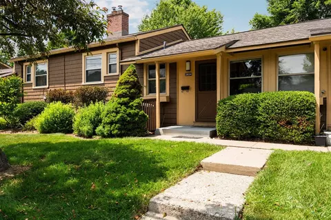 2834 Pittsfield, Ann Arbor, MI 48104