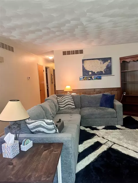 5213 Crocus, Lansing, MI 48911 photo 6