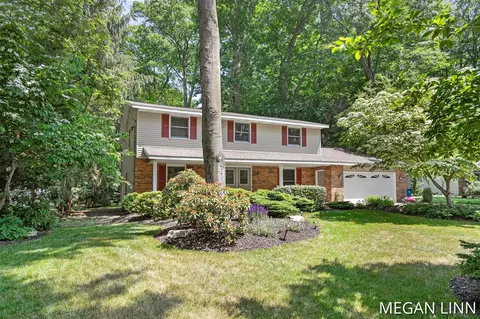 245 Greenwood, Holland, MI 49424