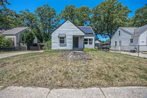 237 Holly, Wyoming, MI 49548