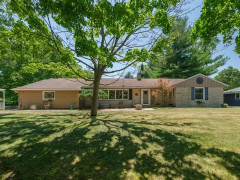 2805 Winchell, Kalamazoo, MI 49008