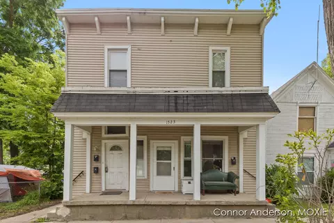 1523 Broadway, Grand Rapids, MI 49504