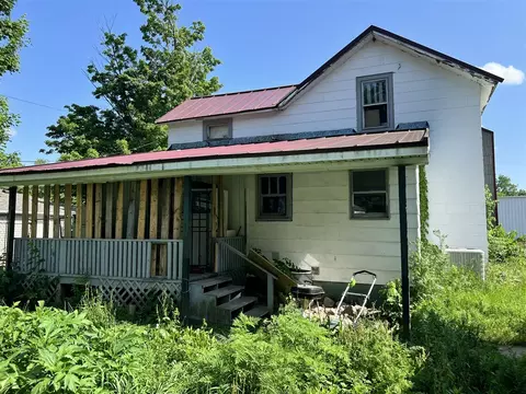 Exterior - 257 E Read, Marcellus, MI 49067 photo 6 of 9