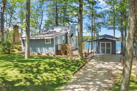 12915 S Englewright, Sand Lake, MI 49343 photo 7