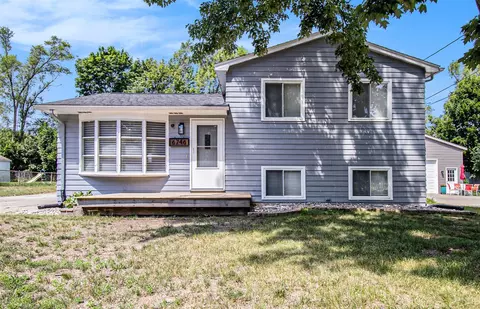 6746 Bluegrass, Portage, MI 49024