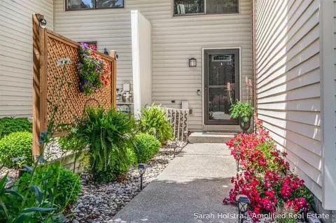 4843 Dellview #42, Hudsonville, MI 49426