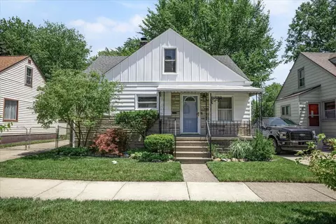 21896 Cyman, Warren, MI 48091