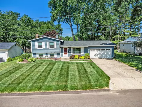 712 Knollwood, Battle Creek, MI 49015