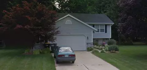 7430 Yorkshire, Hudsonville, MI 49426