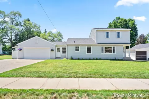 5129 Blaine, Kentwood, MI 49508