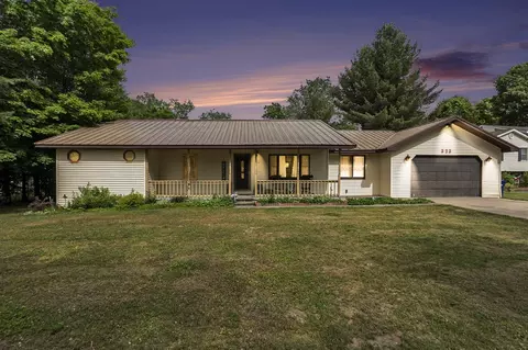 323 S Houghton St, Lake City, MI 49651