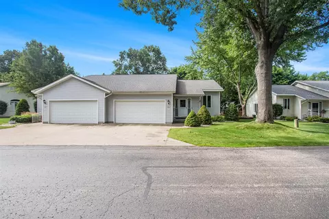 1067 Aspen, Norton Shores, MI 49441