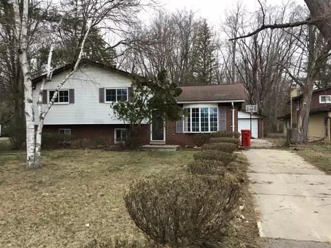 20072 Woodburn, Southfield, MI 48075
