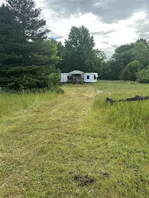 37277 County Road 653, Paw Paw, MI 49079