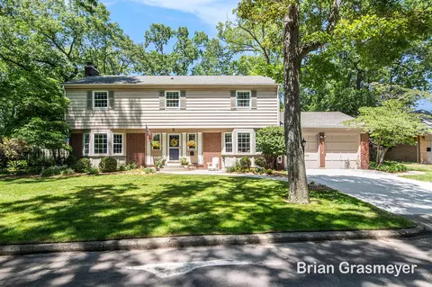 539 Overbrook, Grand Rapids, MI 49507