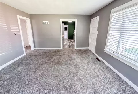 Living - 148 N Eddy, Merrill, MI 48637 photo 2 of 2