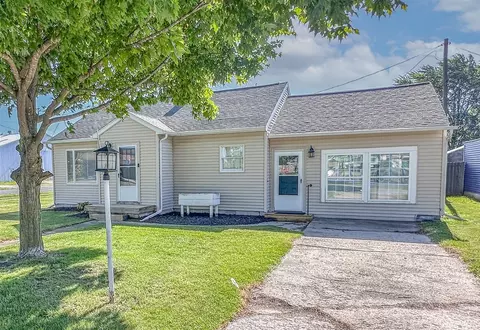 148 N Eddy, Merrill, MI 48637