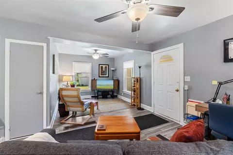 1645 Chlebus, Jackson, MI 49203 photo 8