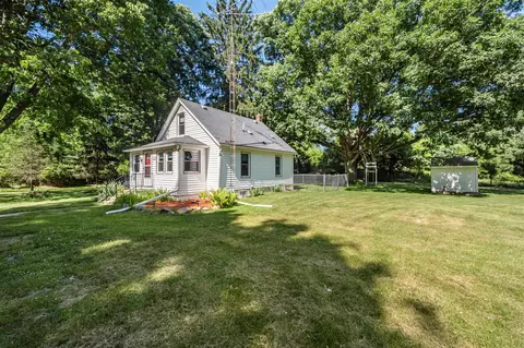 1645 Chlebus, Jackson, MI 49203 photo 36