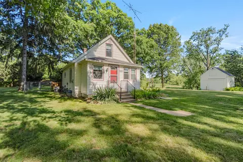 1645 Chlebus, Jackson, MI 49203