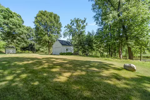 1645 Chlebus, Jackson, MI 49203 photo 37