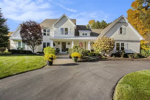 7433 Willow Pointe, Caledonia, MI 49316