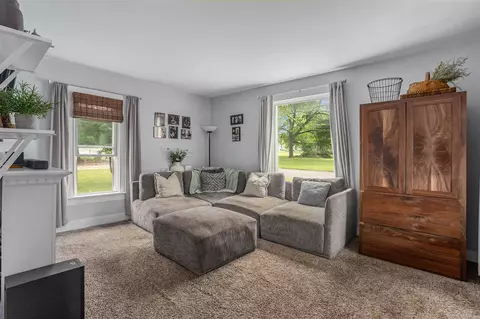 Living - 424 Fourth, Three Rivers, MI 49093 photo 1 of 1