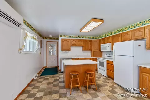 8233 Johnson, Belding, MI 48809 photo 10