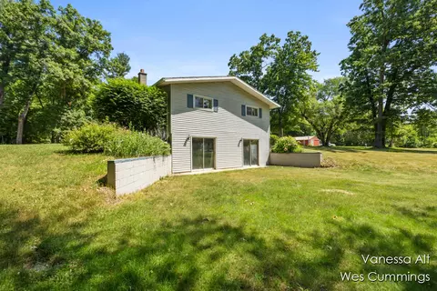 8233 Johnson, Belding, MI 48809 photo 35