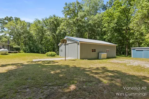 8233 Johnson, Belding, MI 48809 photo 37