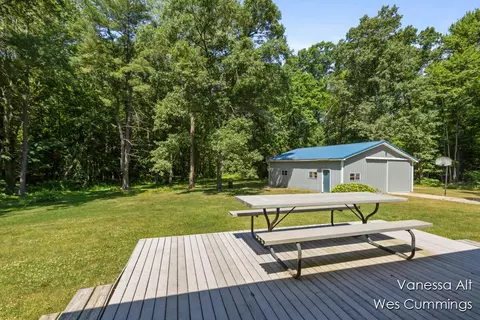 8233 Johnson, Belding, MI 48809 photo 31