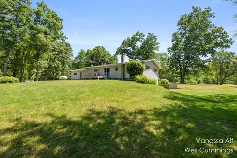8233 Johnson, Belding, MI 48809 photo 34