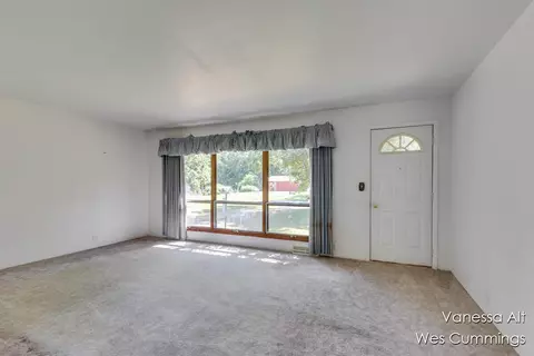 8233 Johnson, Belding, MI 48809 photo 5