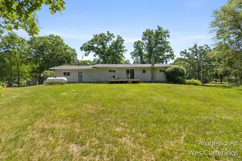 8233 Johnson, Belding, MI 48809 photo 33