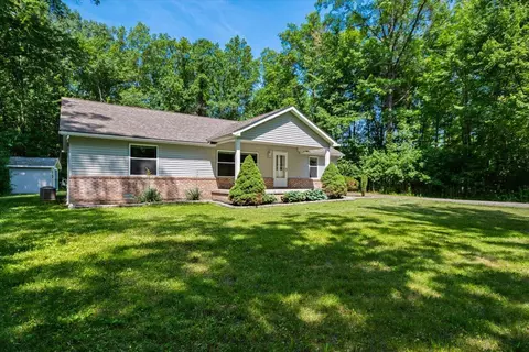 21710 Clark, Belleville, MI 48111