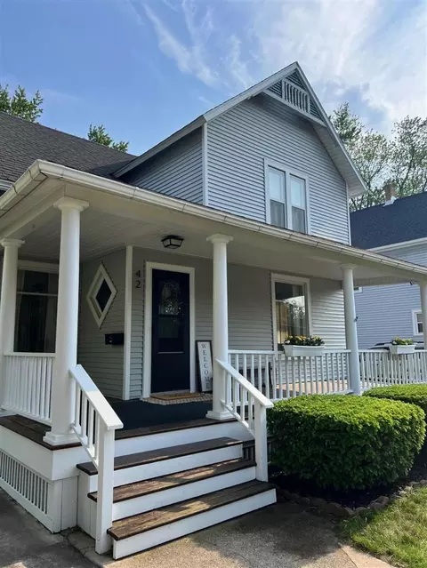 42 Westwood, Hillsdale, MI 49242