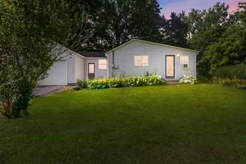8151 S Scottdale, Berrien Springs, MI 49103