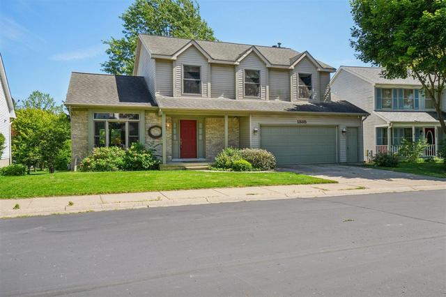 1335 Kelly Grn, Ann Arbor, MI 48103 | MLS# 70477443 | 35 Photos - Movoto