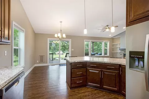 Kitchen - 3912 Pine Crst, Jackson, MI 49203 photo 3 of 3