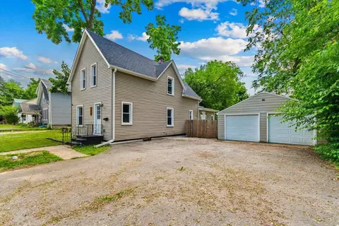 749 W High, Jackson, MI 49203