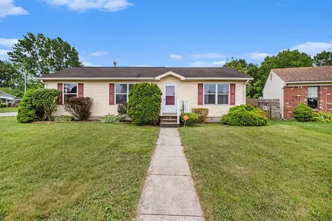15080 Woodmont, Romulus, MI 48174