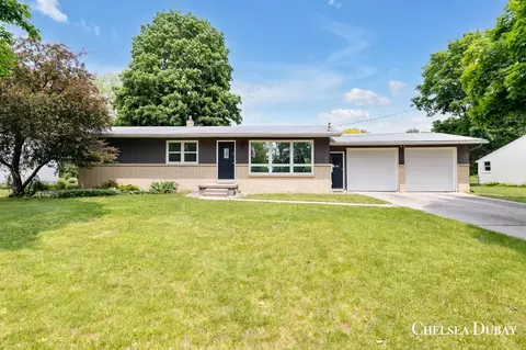 3925 7 Mile, Belmont, MI 49306