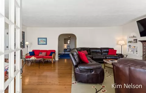Living - 6124 Murray, Whitehall, MI 49461 photo 7 of 10