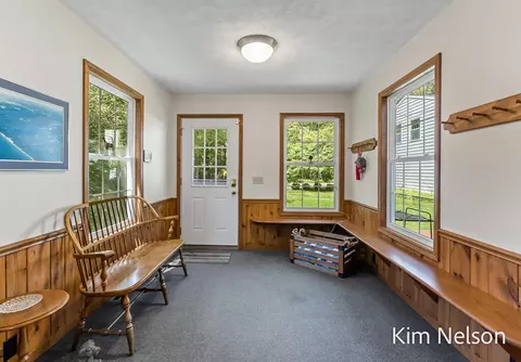 Entry Way - 6124 Murray, Whitehall, MI 49461 photo 2 of 13