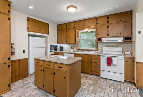 Kitchen - 6124 Murray, Whitehall, MI 49461 photo 2 of 7