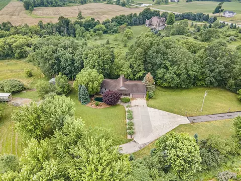 2766 48th, Zeeland, MI 49464