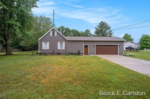 3661 Wickham, Norton Shores, MI 49441
