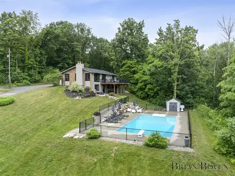 2815 House, Belmont, MI 49306