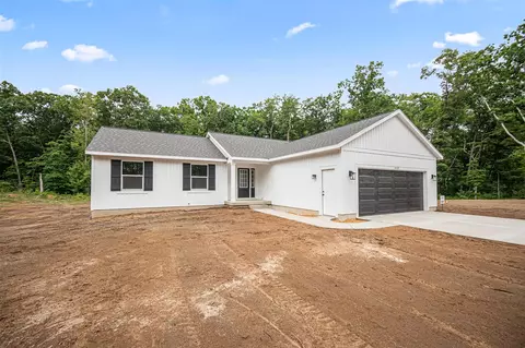 3707 Country, Allegan, MI 49010